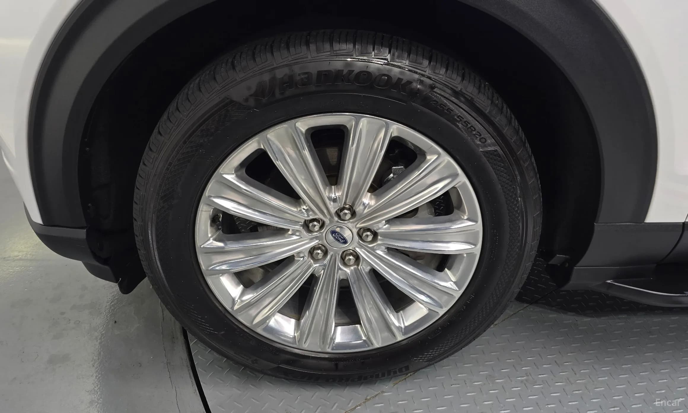 Explorer 6th Generation