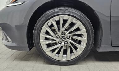 ES300h 7th Generation