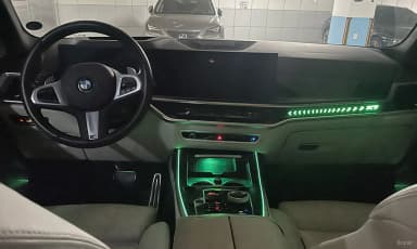 X7 (G07)