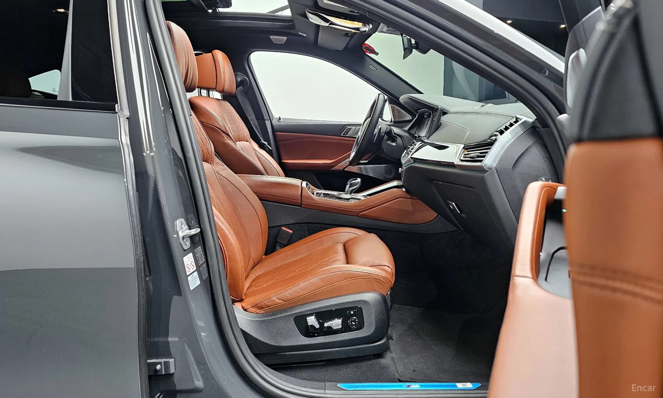 X6 (G06)