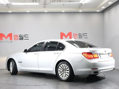7 Series (F01)