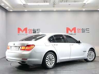 7 Series (F01)