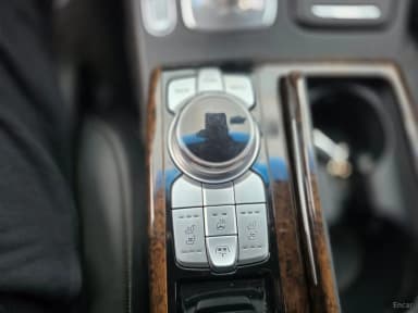 G90