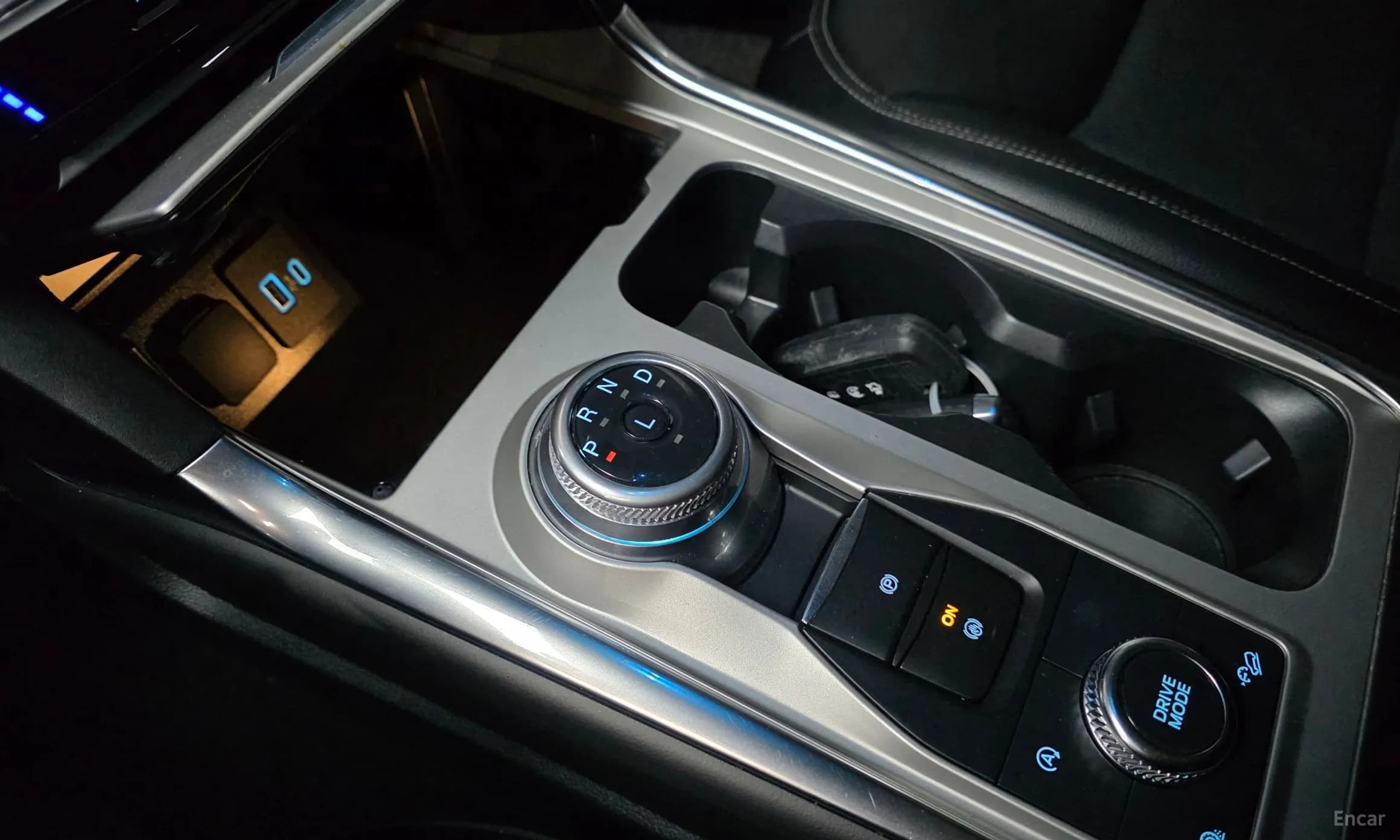 Explorer 6th Generation