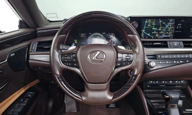 ES300h 7th Generation