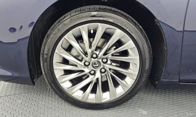 ES300h 7th Generation