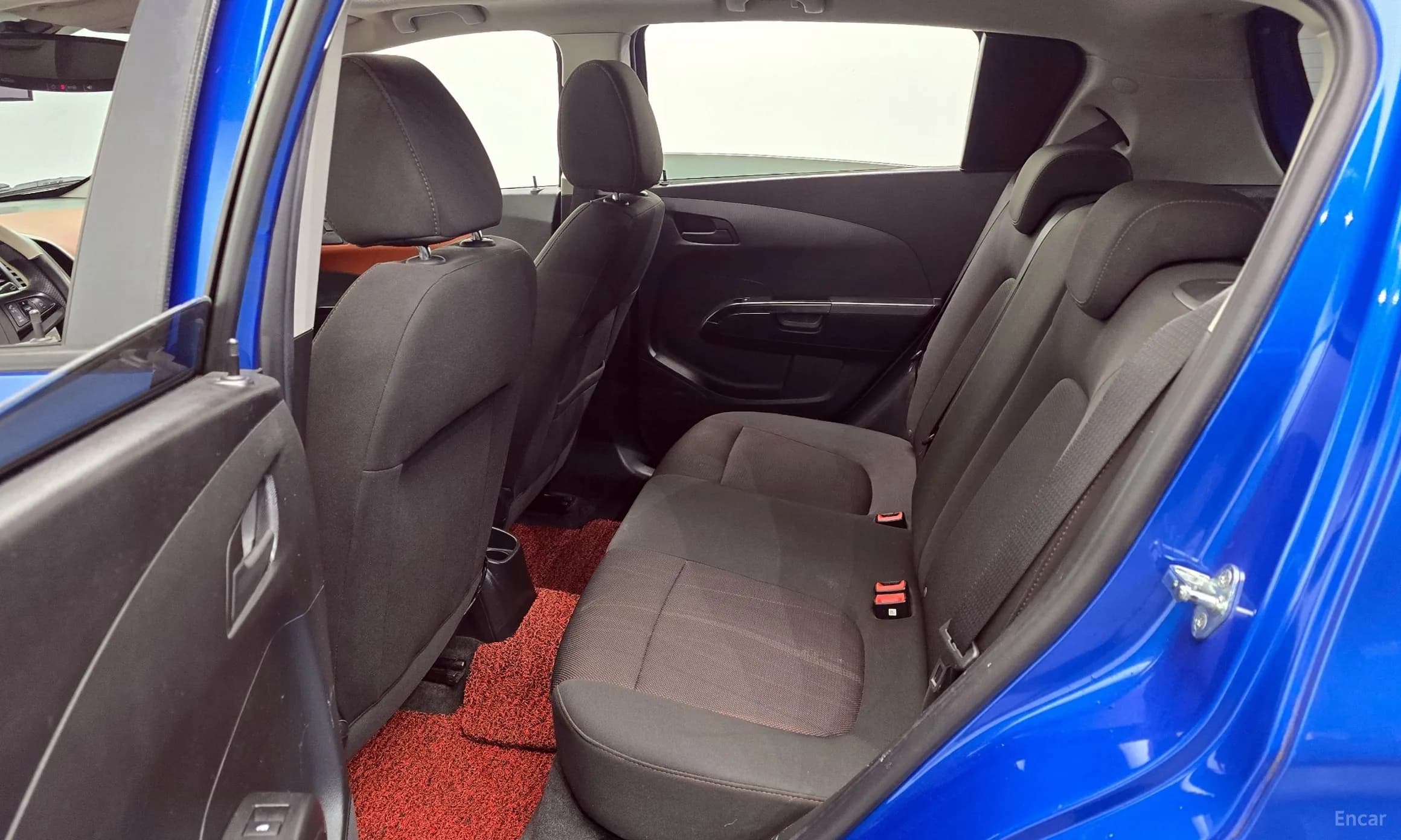 Aveo Hatchback