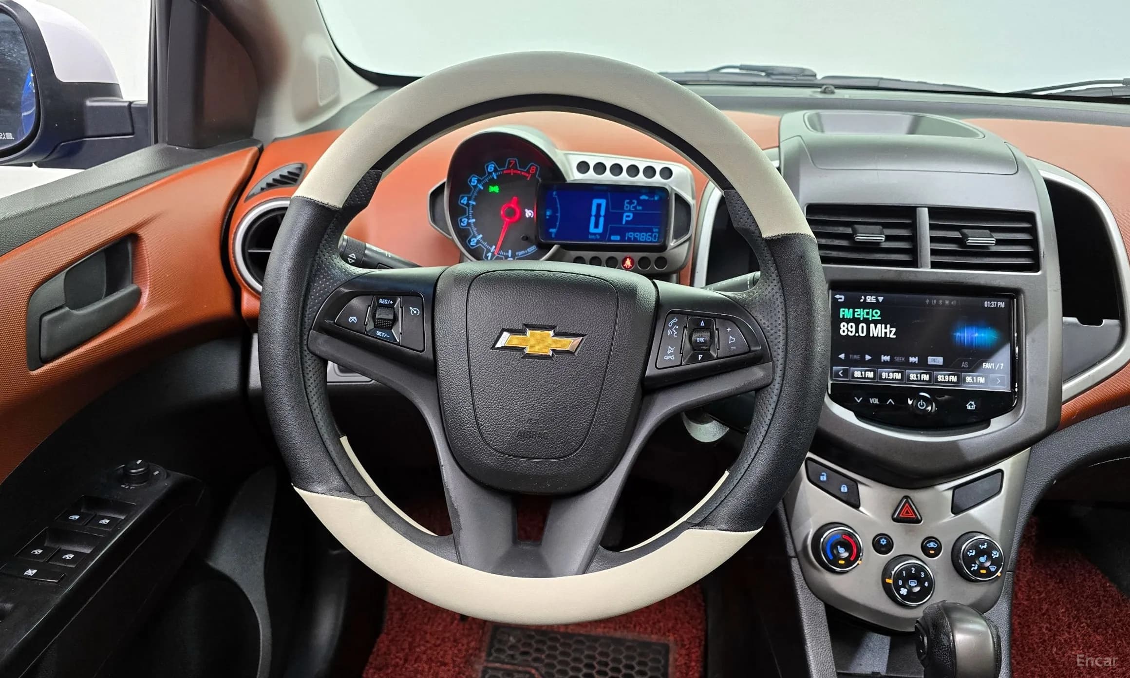 Aveo Hatchback