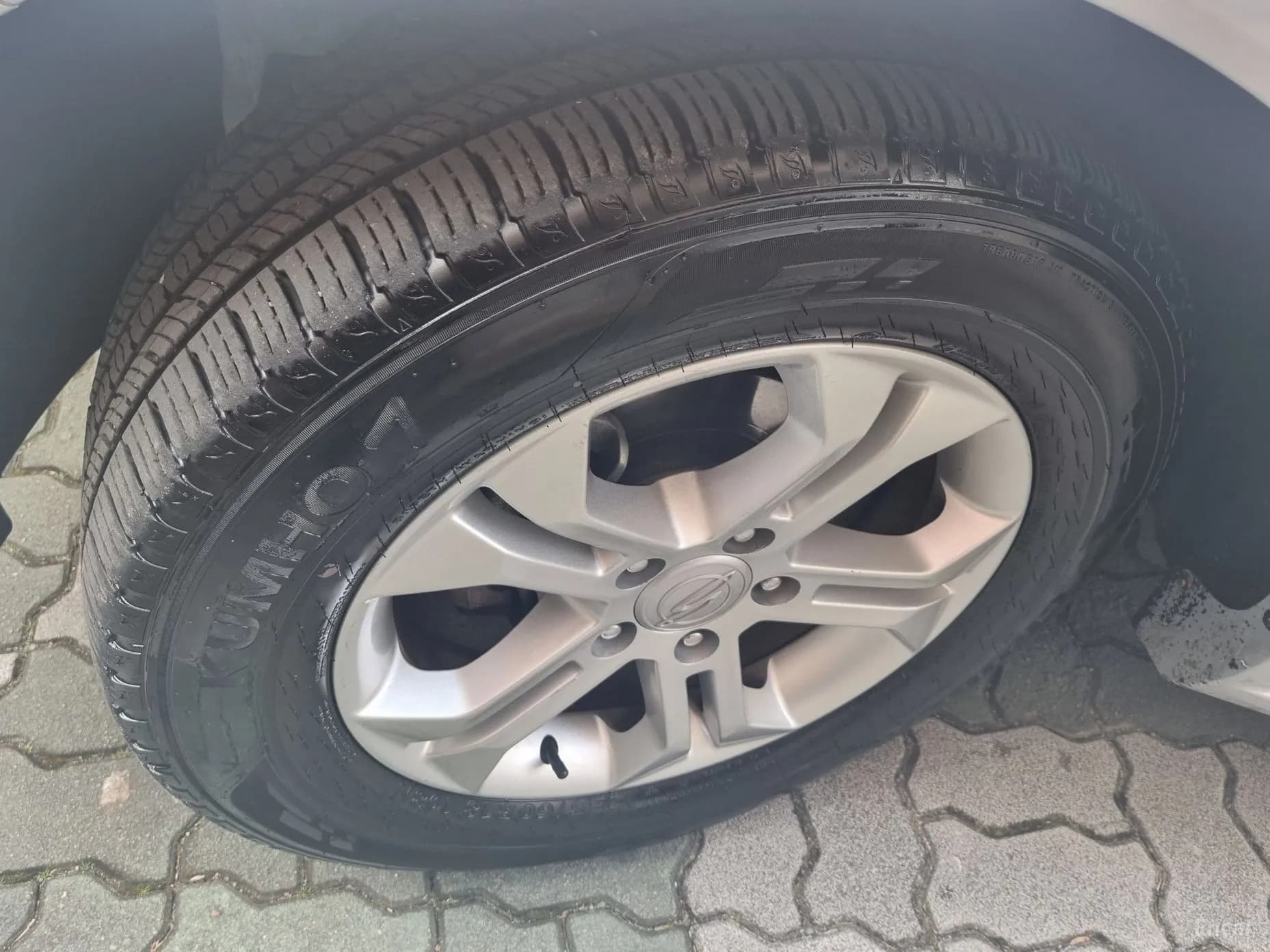 Korando Sports