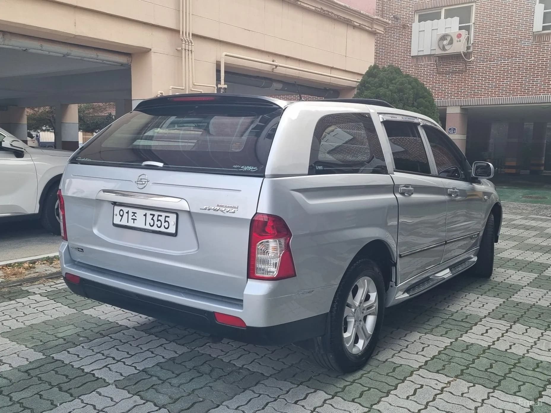 Korando Sports
