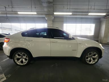 X6 (E71)