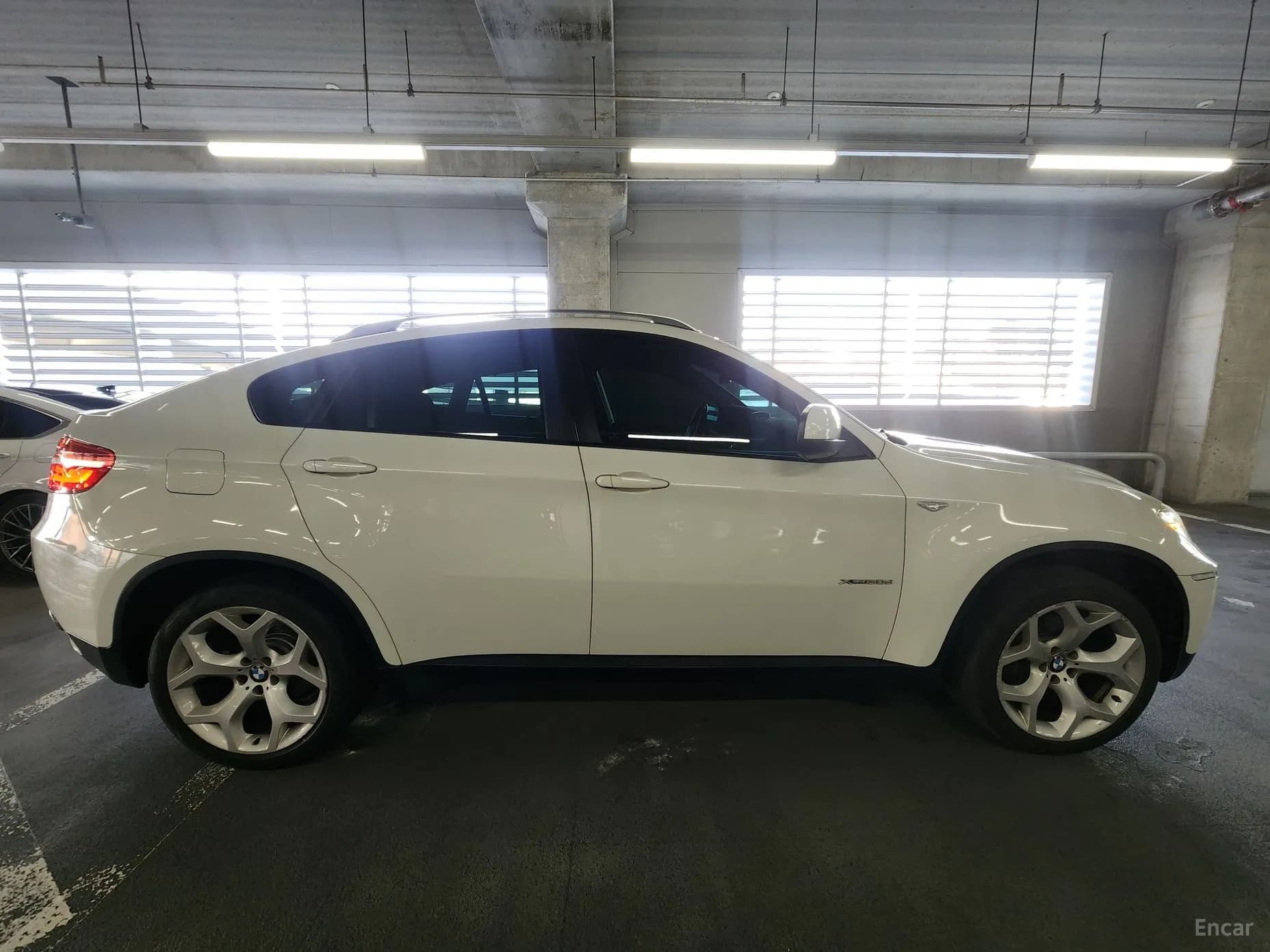 X6 (E71)