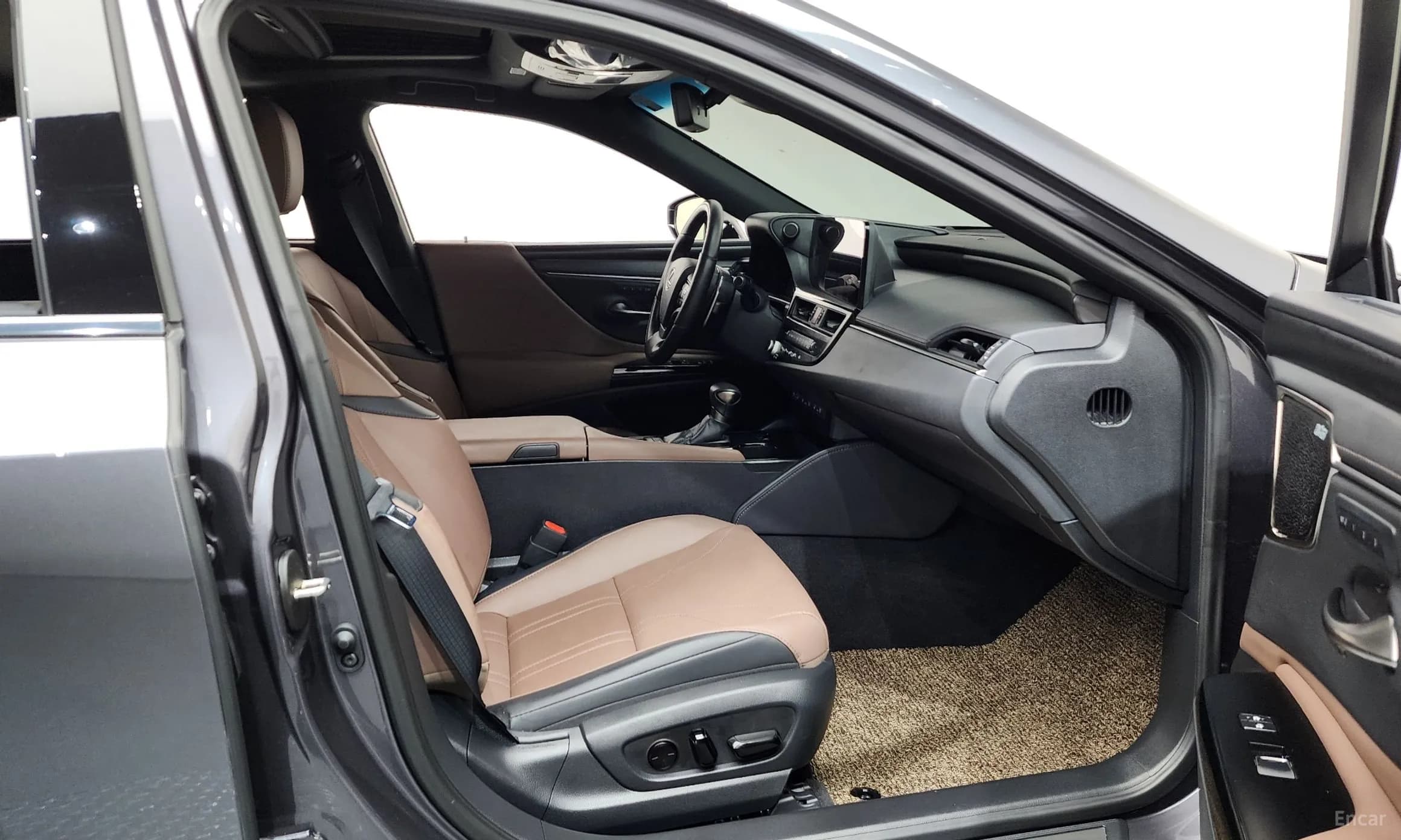 ES300h 7th Generation