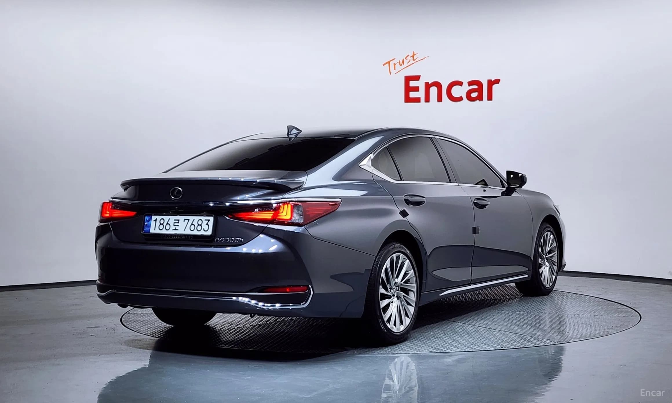 ES300h 7th Generation