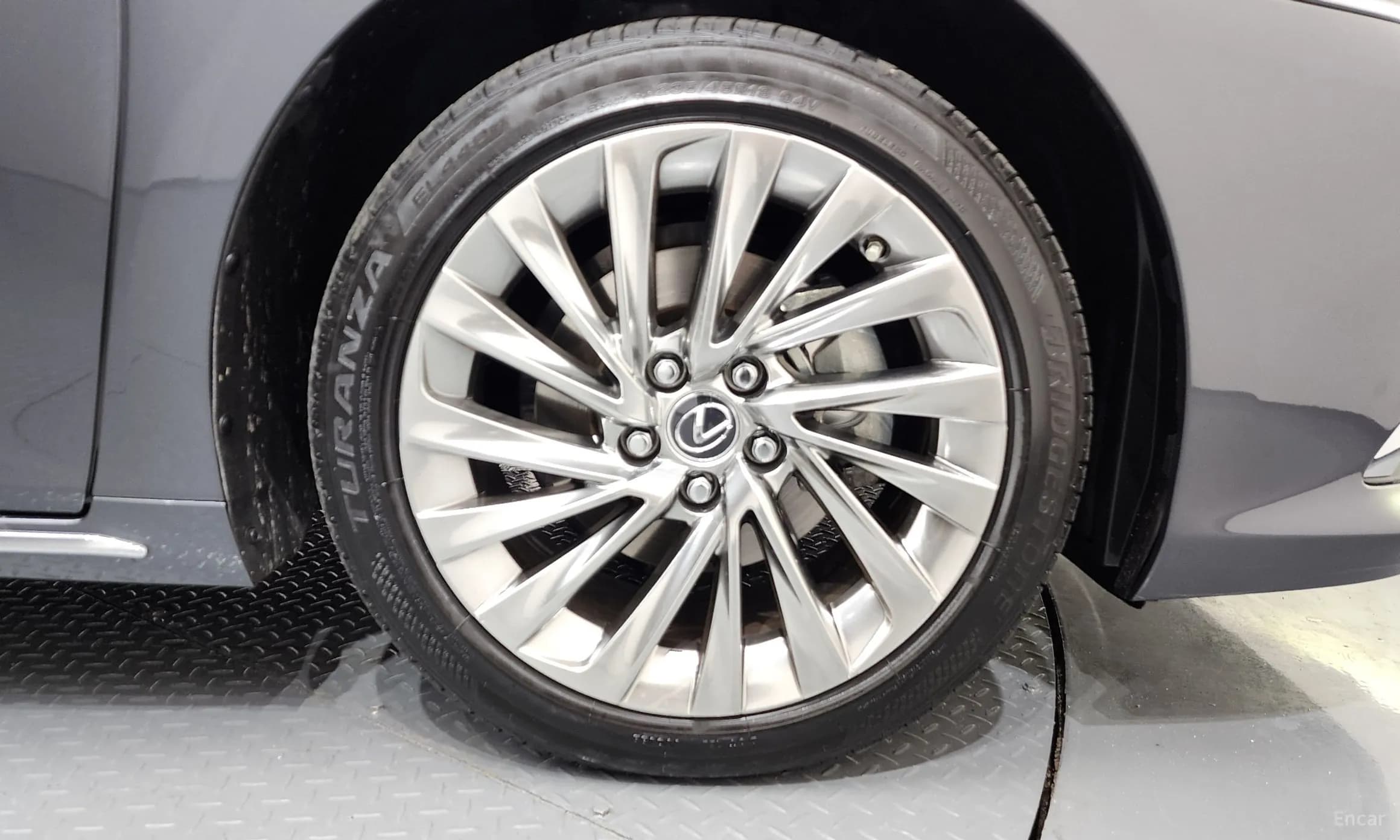 ES300h 7th Generation