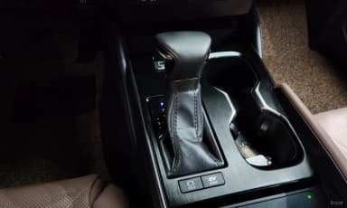 ES300h 7th Generation