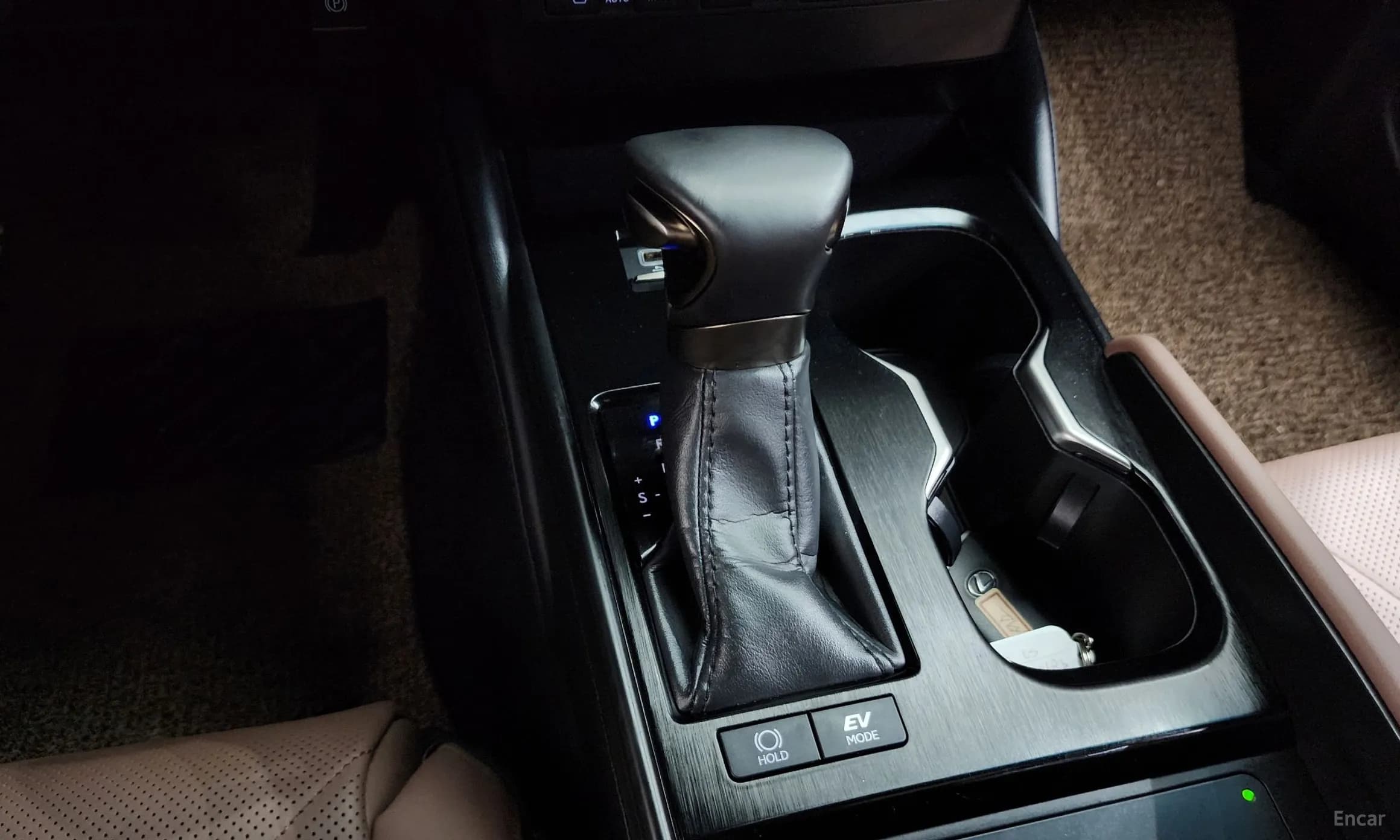 ES300h 7th Generation