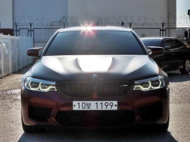 M5 (F90)