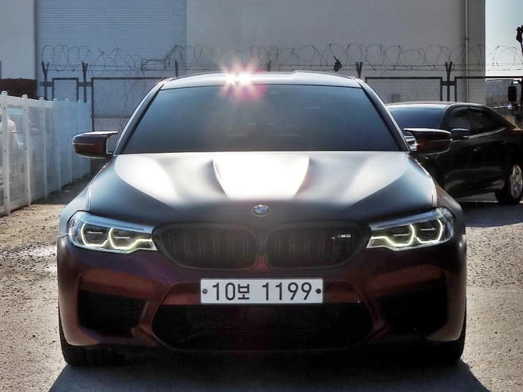M5 (F90)