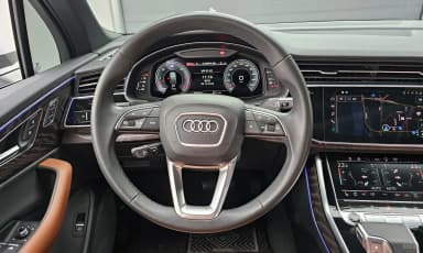 Q7 (4M)
