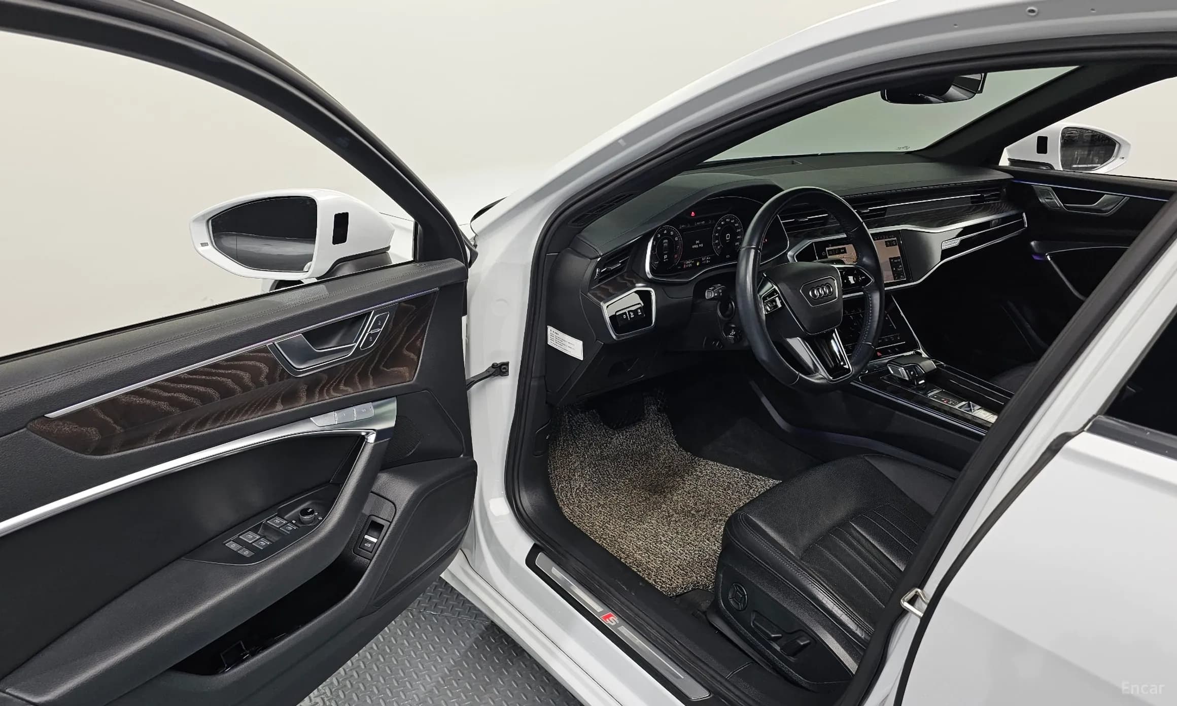 A6 (C8)