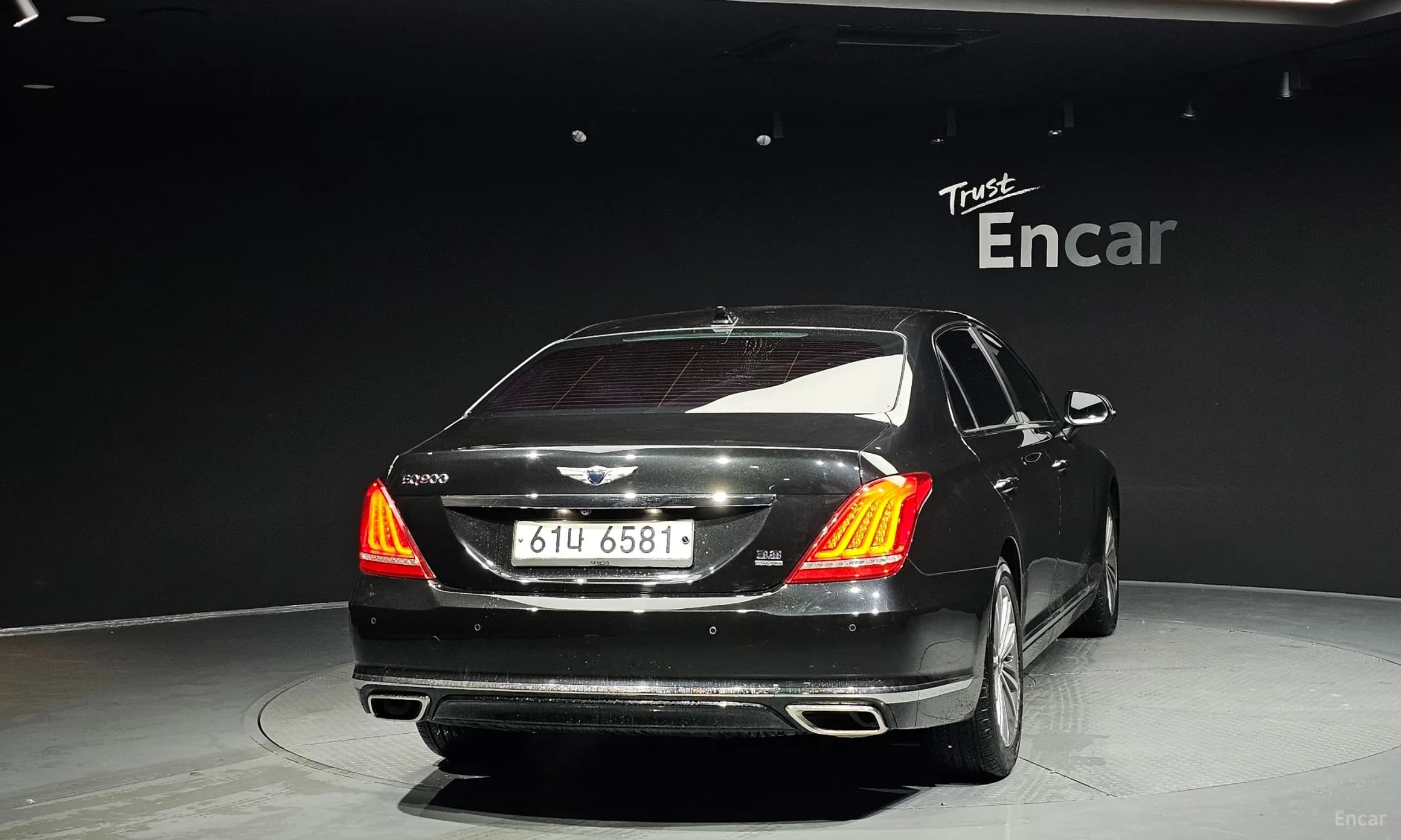 EQ900