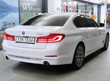 5 Series (G30)