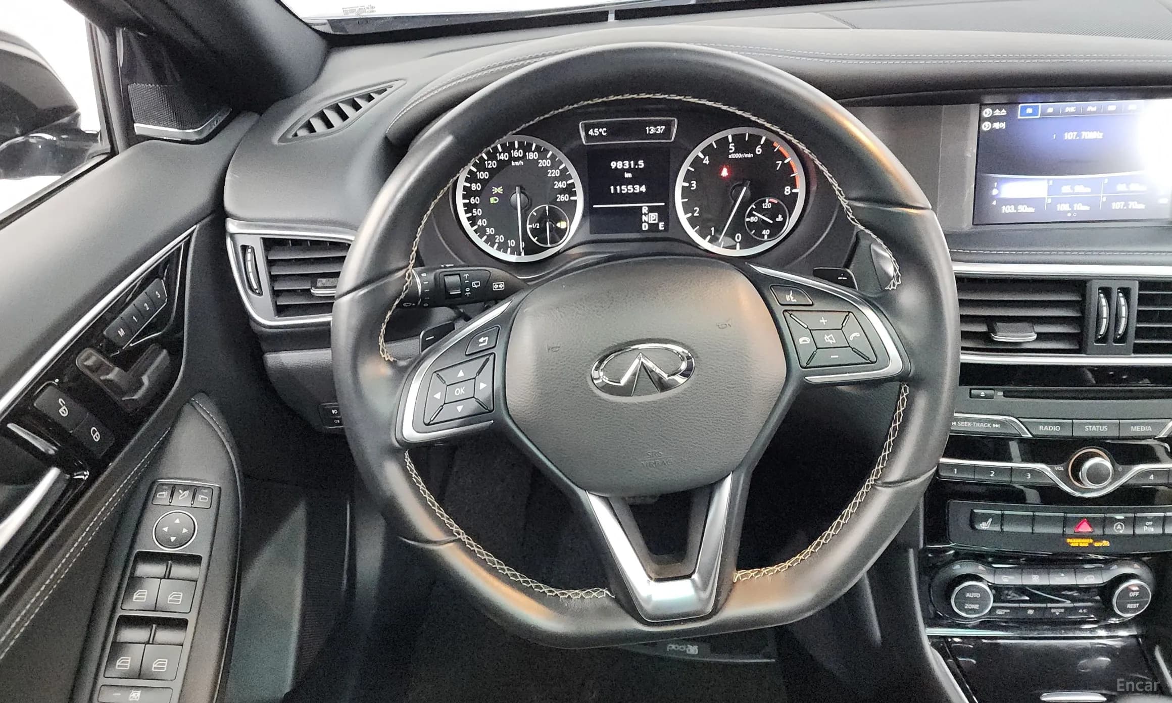 Q30