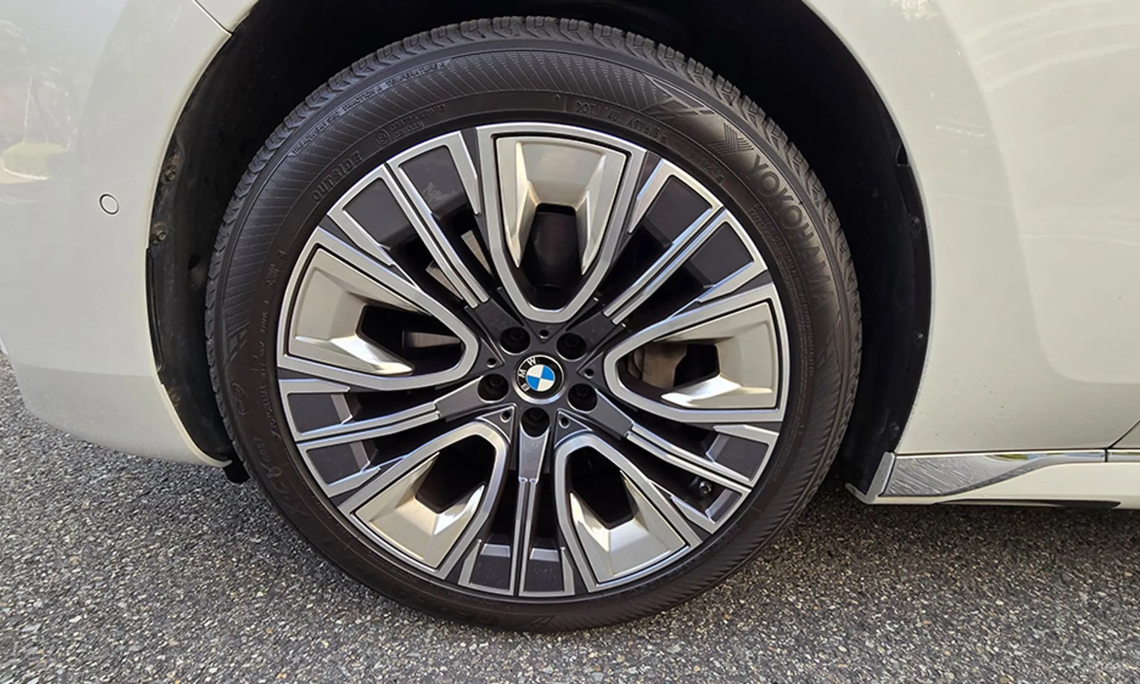 7 Series (G70)