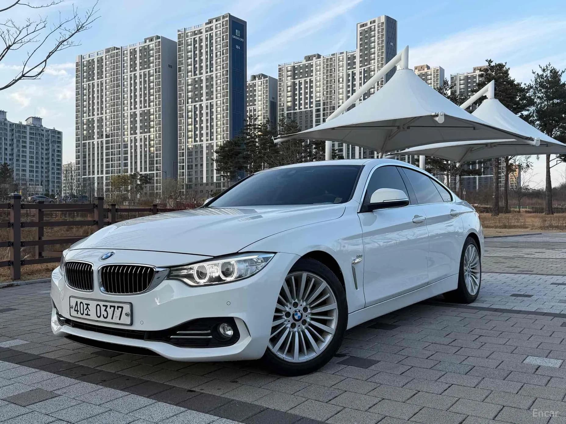 Series 4 (F32)
