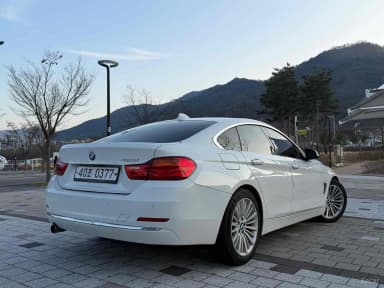 Series 4 (F32)
