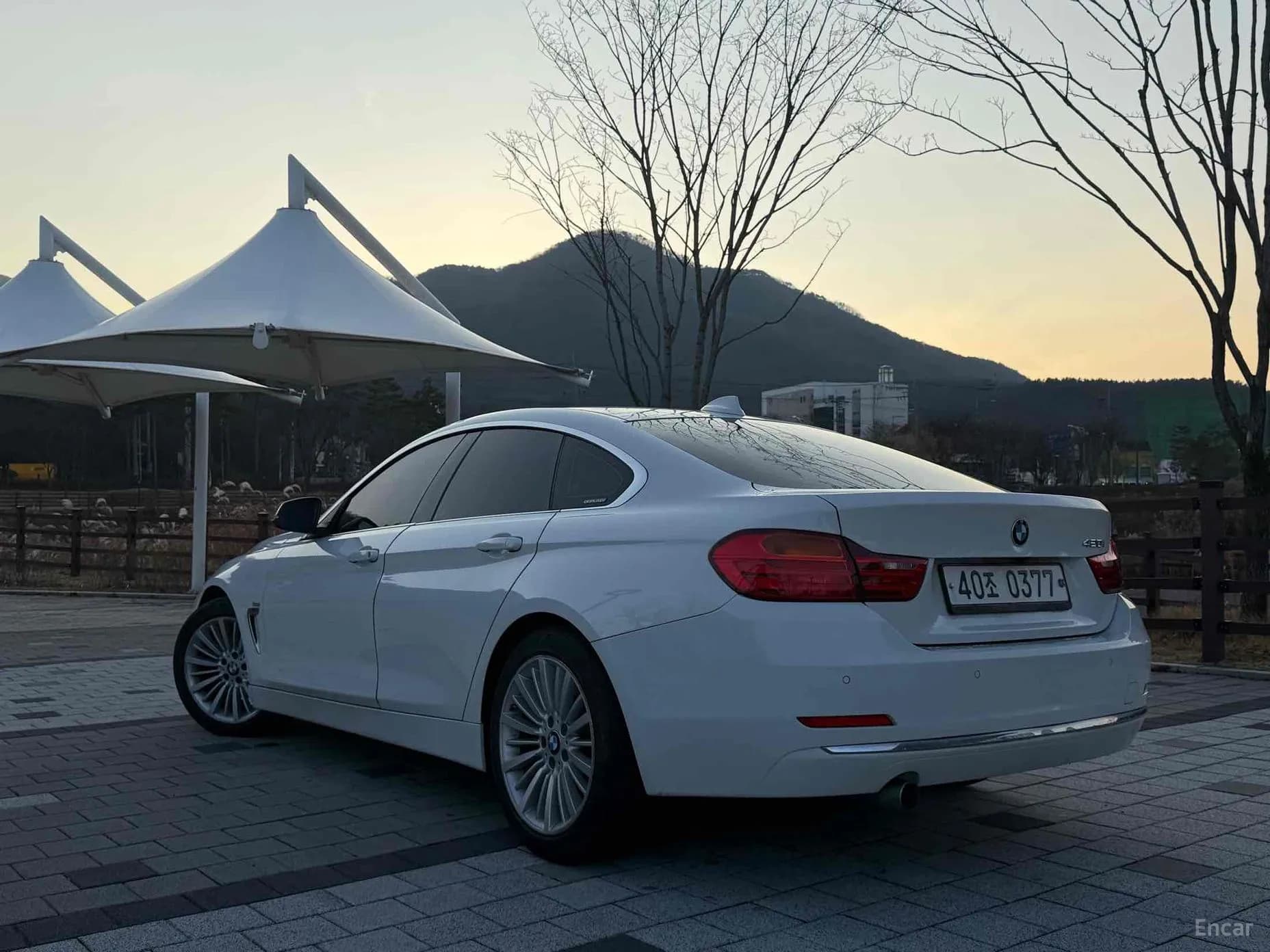 Series 4 (F32)