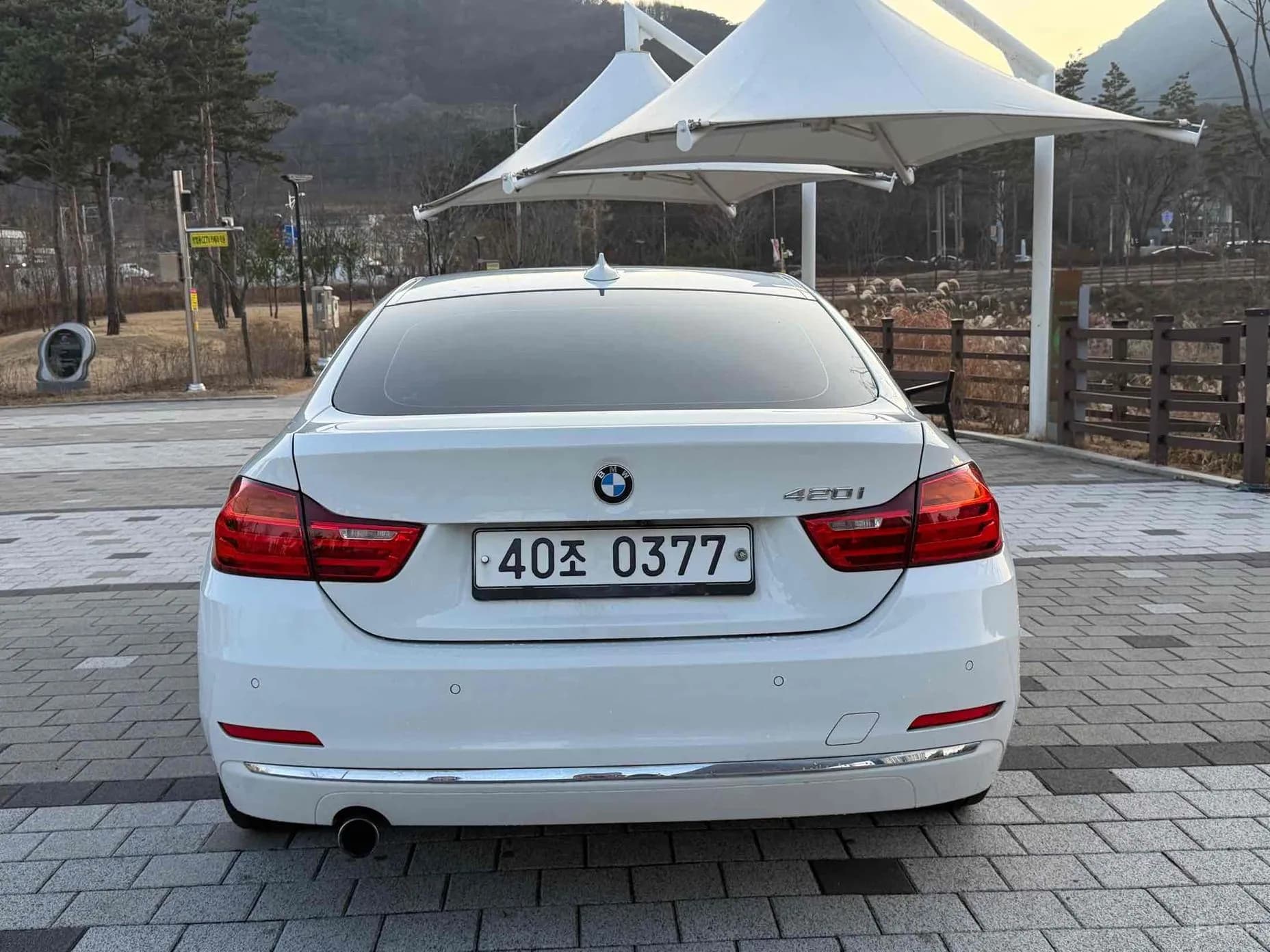 Series 4 (F32)