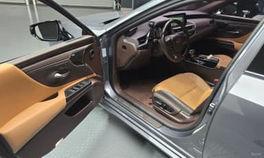 ES300h 7th Generation