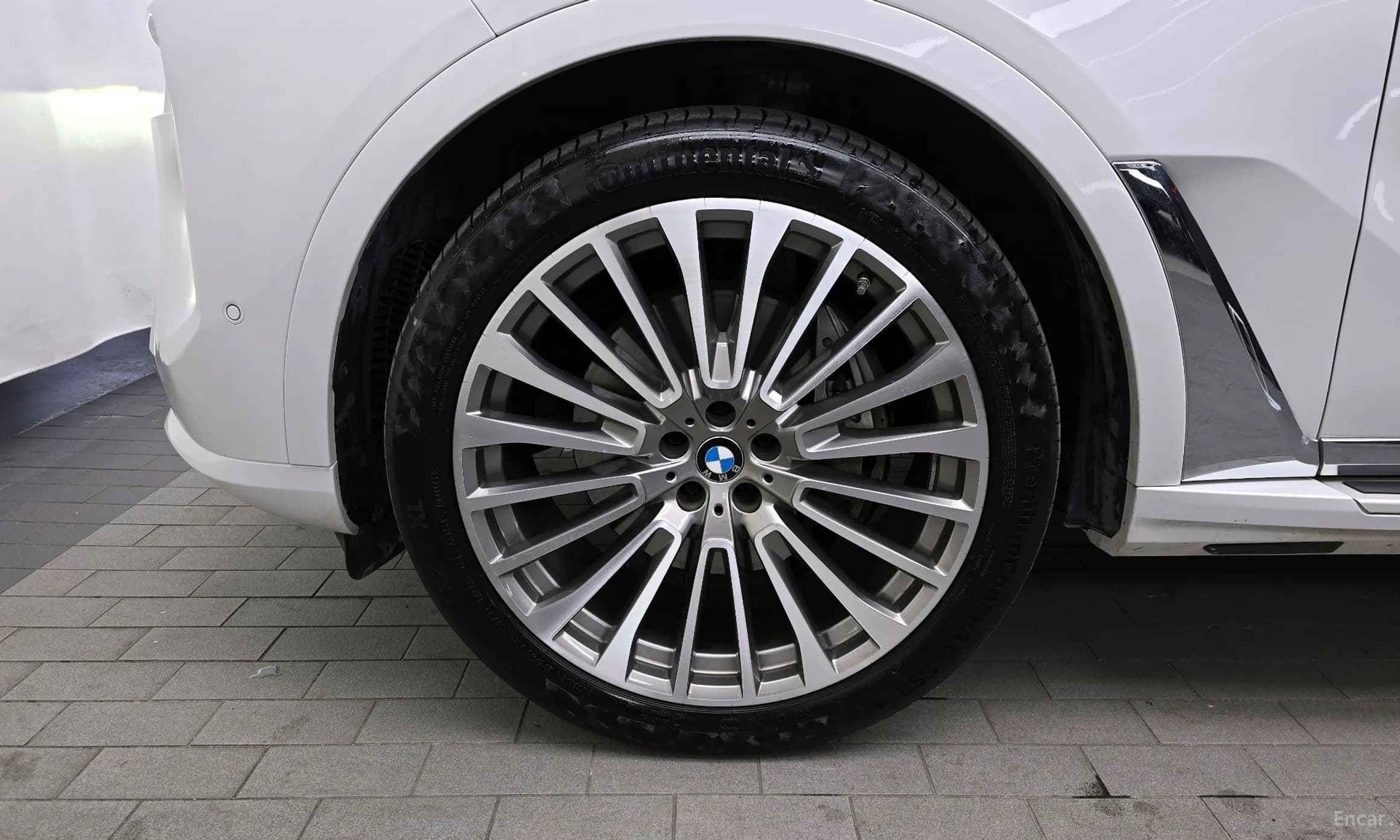 X7 (G07)