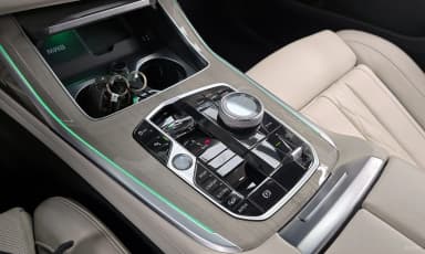 X7 (G07)