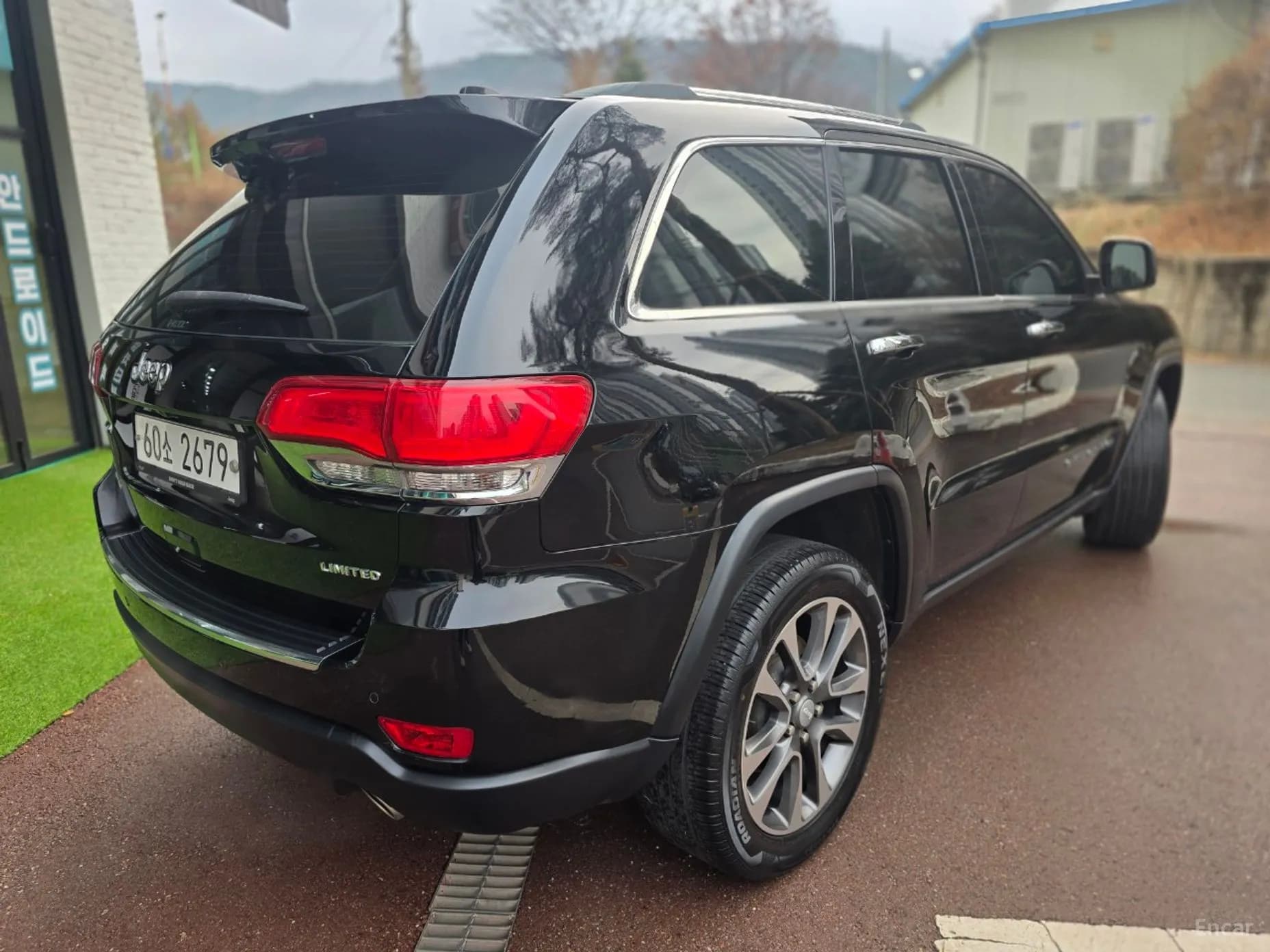 Grand Cherokee