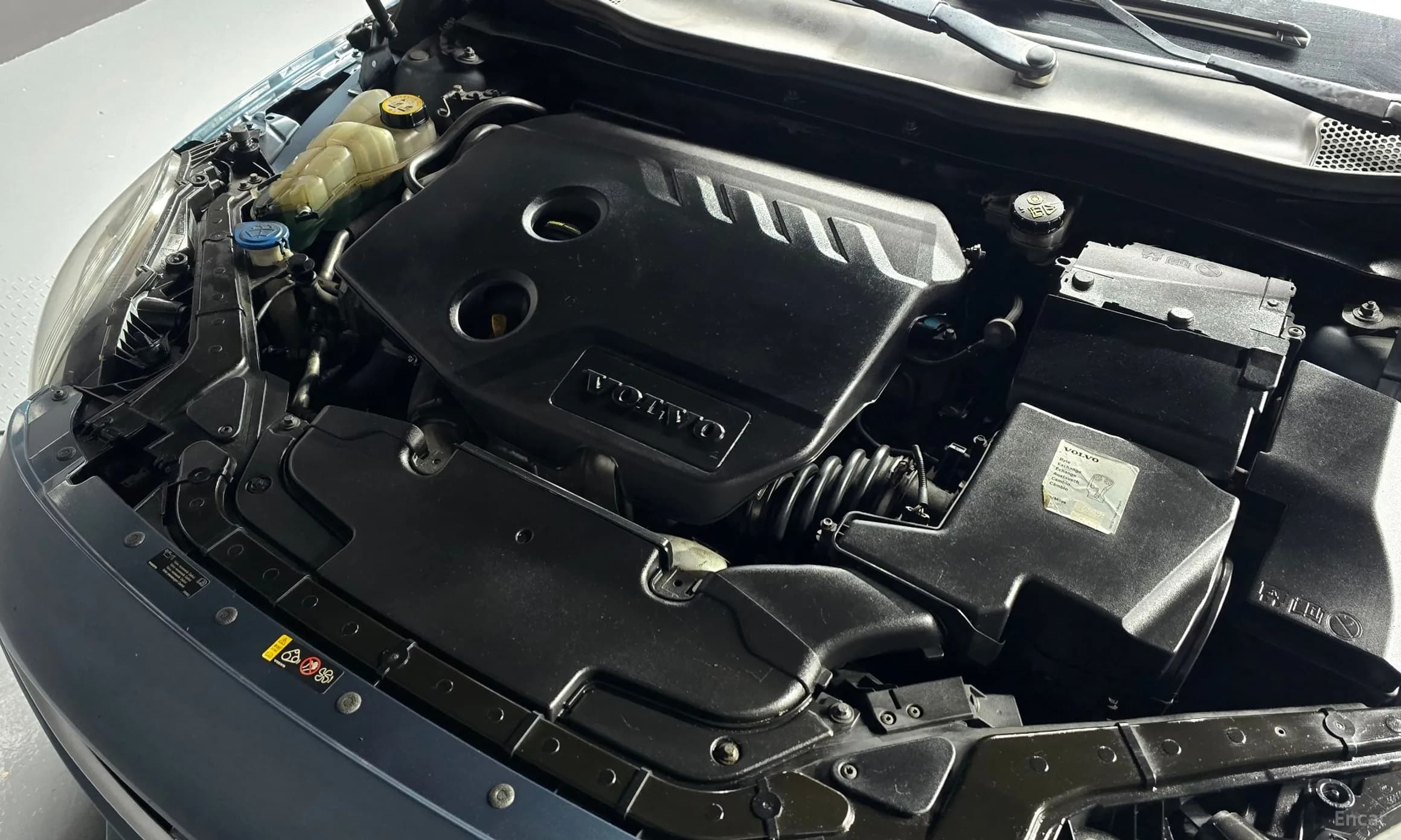 V40