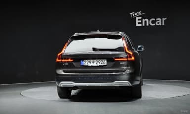 V90 Cross Country
