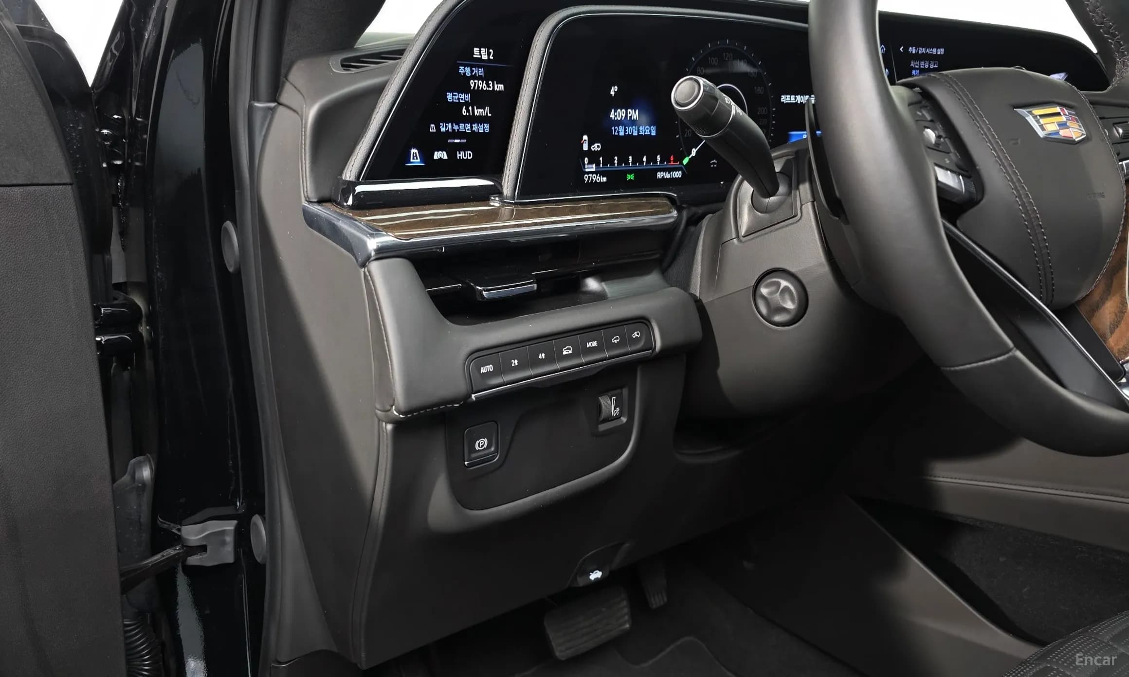 Escalade 5th Generation