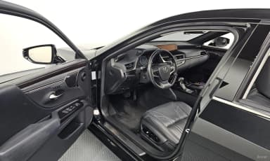 ES300h 7th Generation