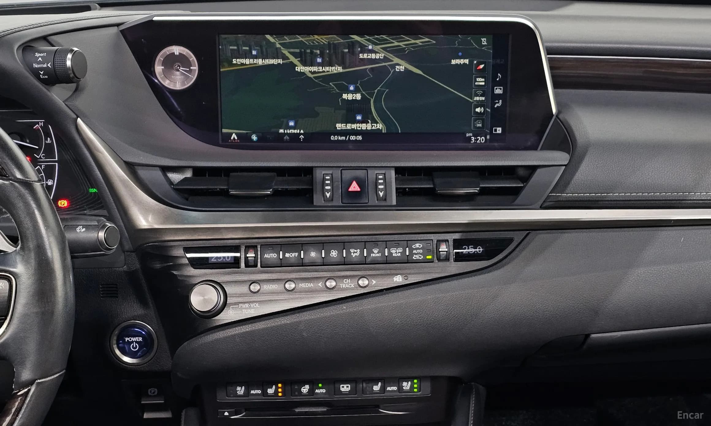 ES300h 7th Generation