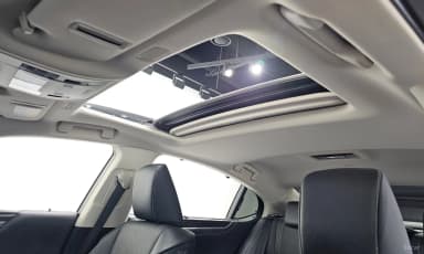 ES300h 7th Generation