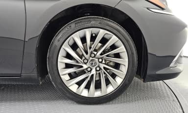 ES300h 7th Generation