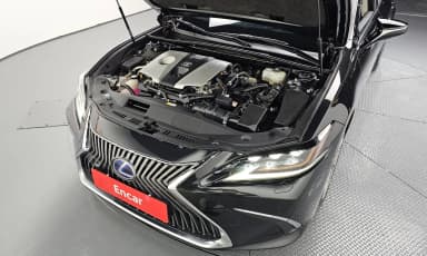 ES300h 7th Generation