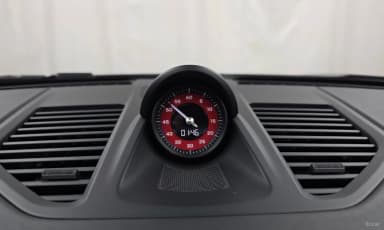 911 (992)
