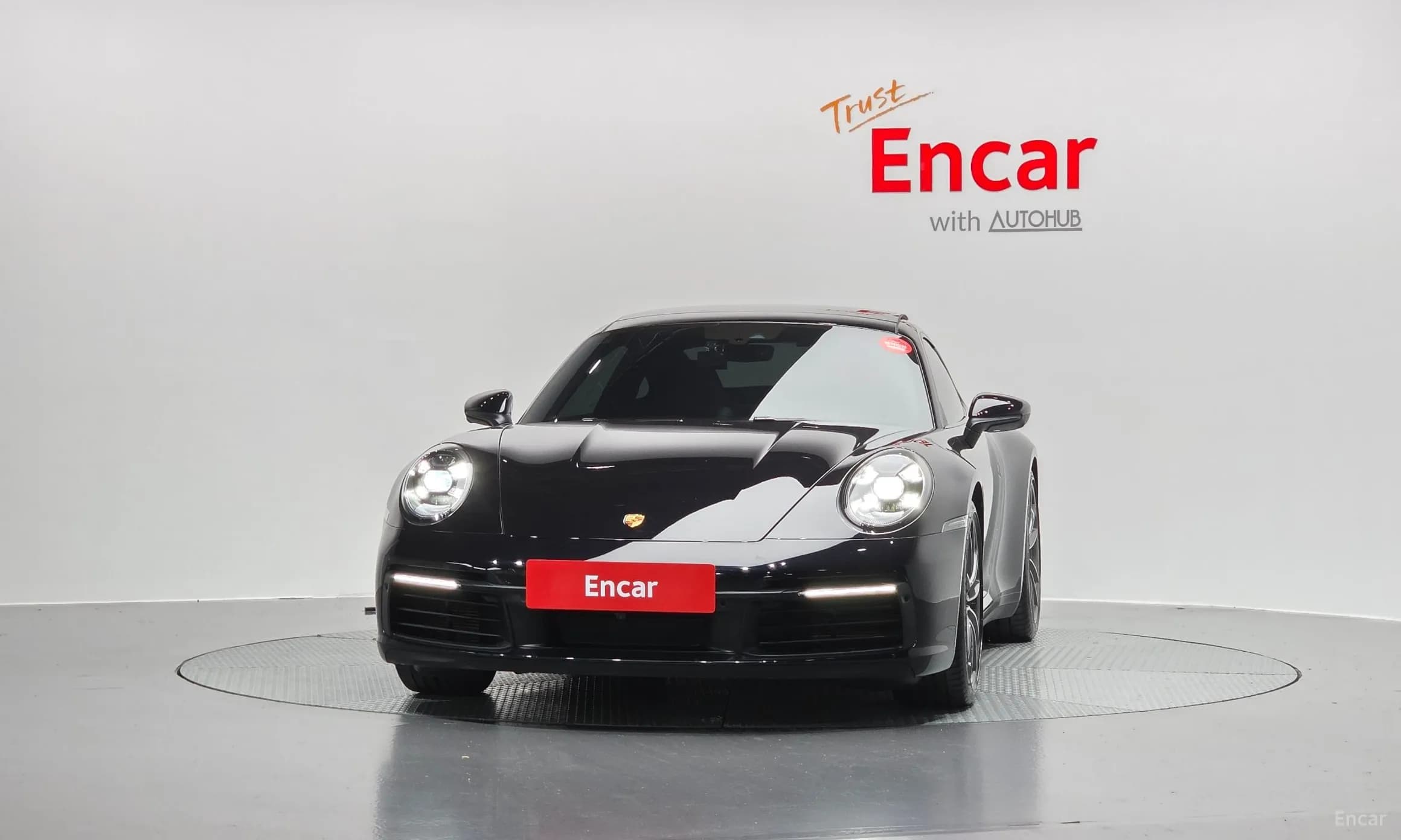 911 (992)