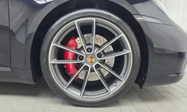 911 (992)