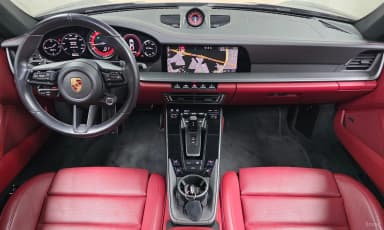 911 (992)
