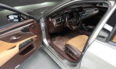 ES300h 7th Generation